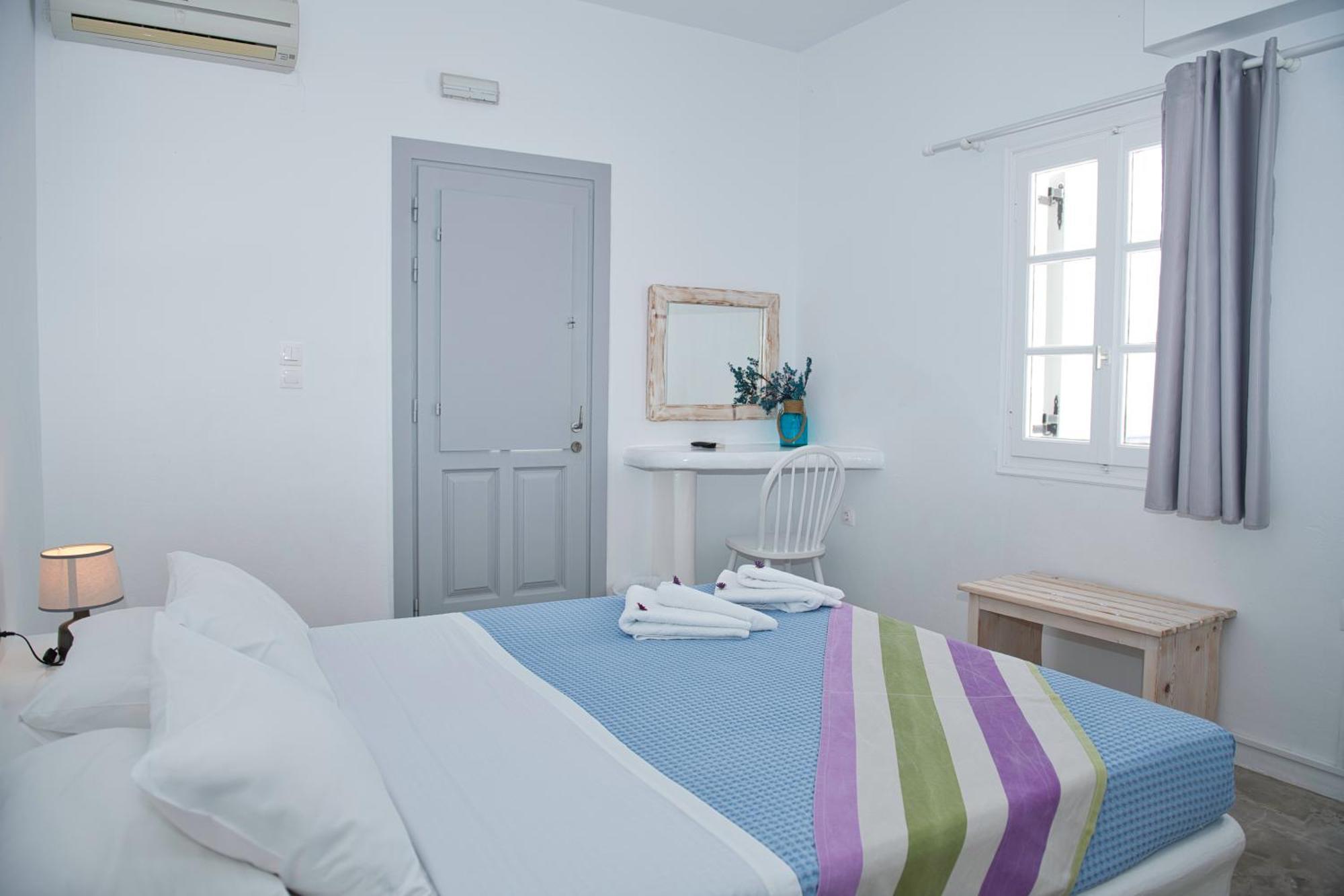 The Last Sunbeam - Adults Only Fira  Exterior photo